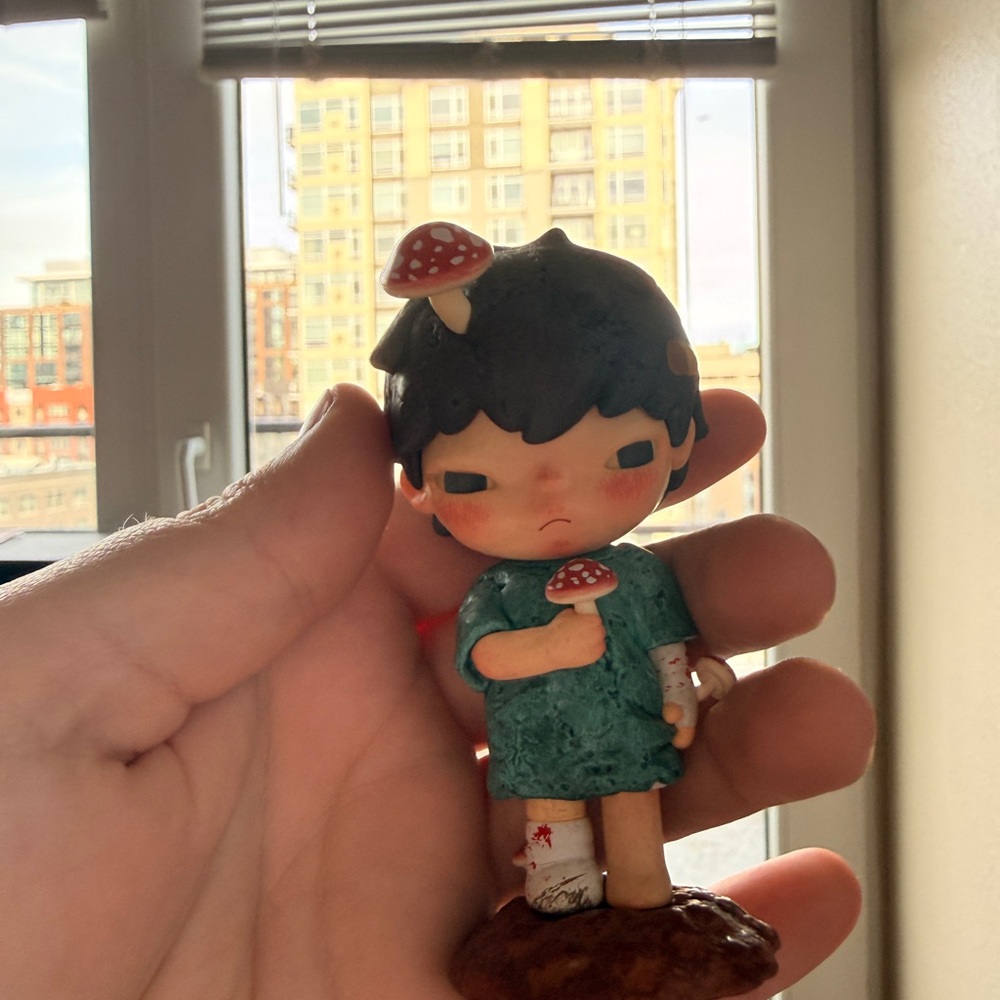 POP MART x Hirono Reshape Series Confirmed Figure “Parasite”